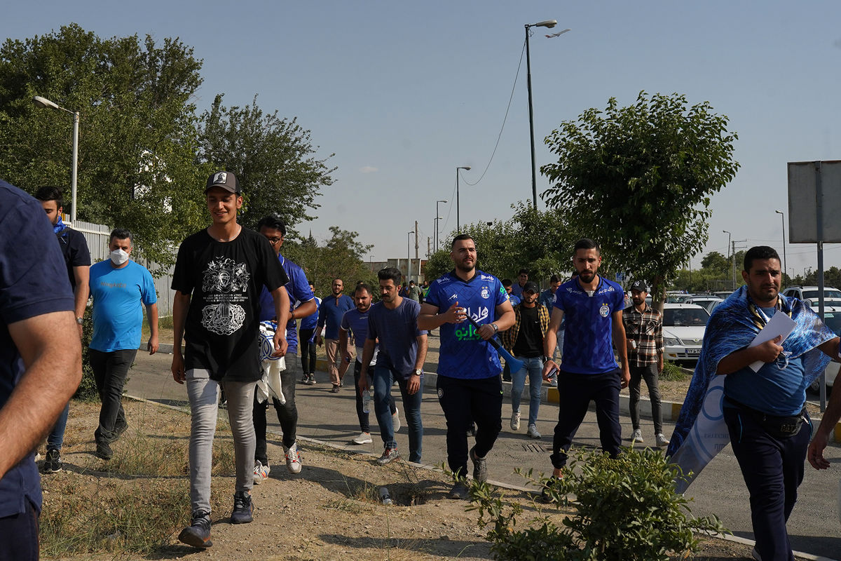 این بازیکنان در ورزشگاه آزادی مورد استقبال تیم/تیم استقلال قرار گرفتند